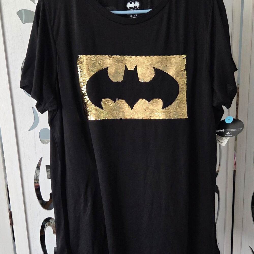 Batman Mad Engine 2X Black Gold Sequin Logo Graphic T Shirt NWT DC Comics